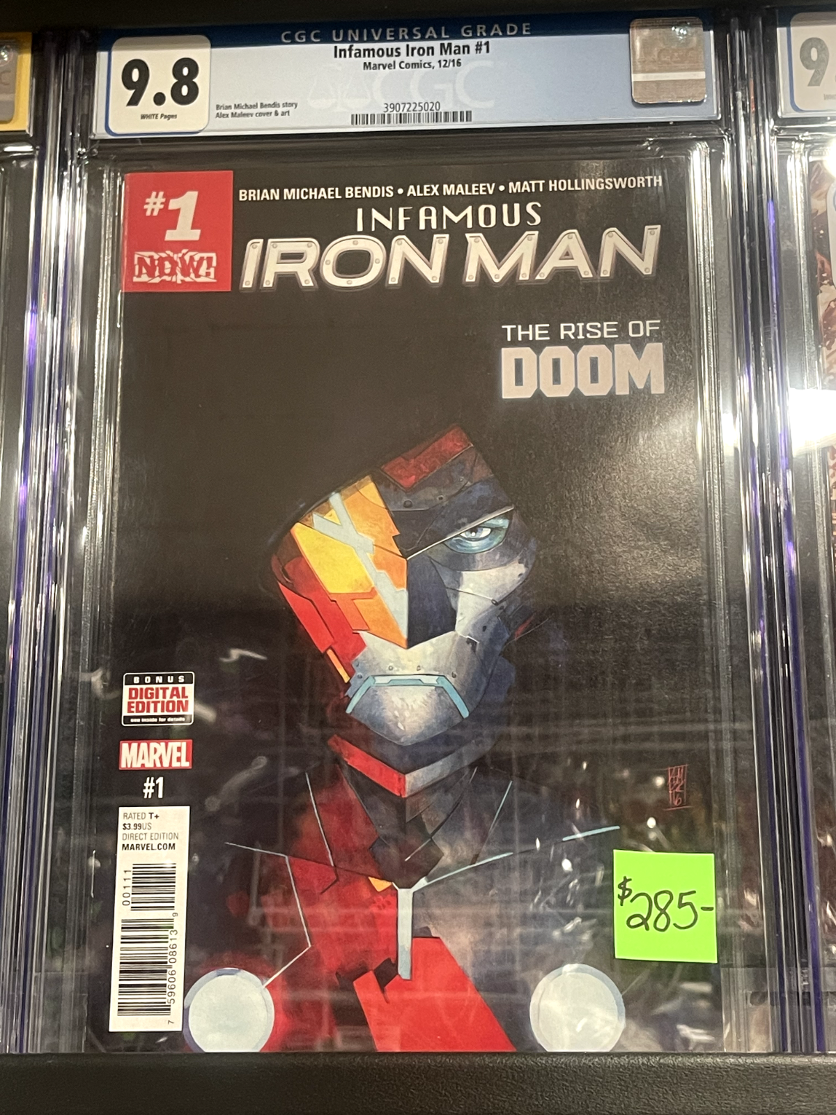 Infamous Iron Man #1 (Marvel Comics December 2016) CGC Graded 9.8